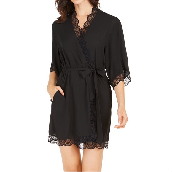 ..INC Robe L - Picture 1 of 2